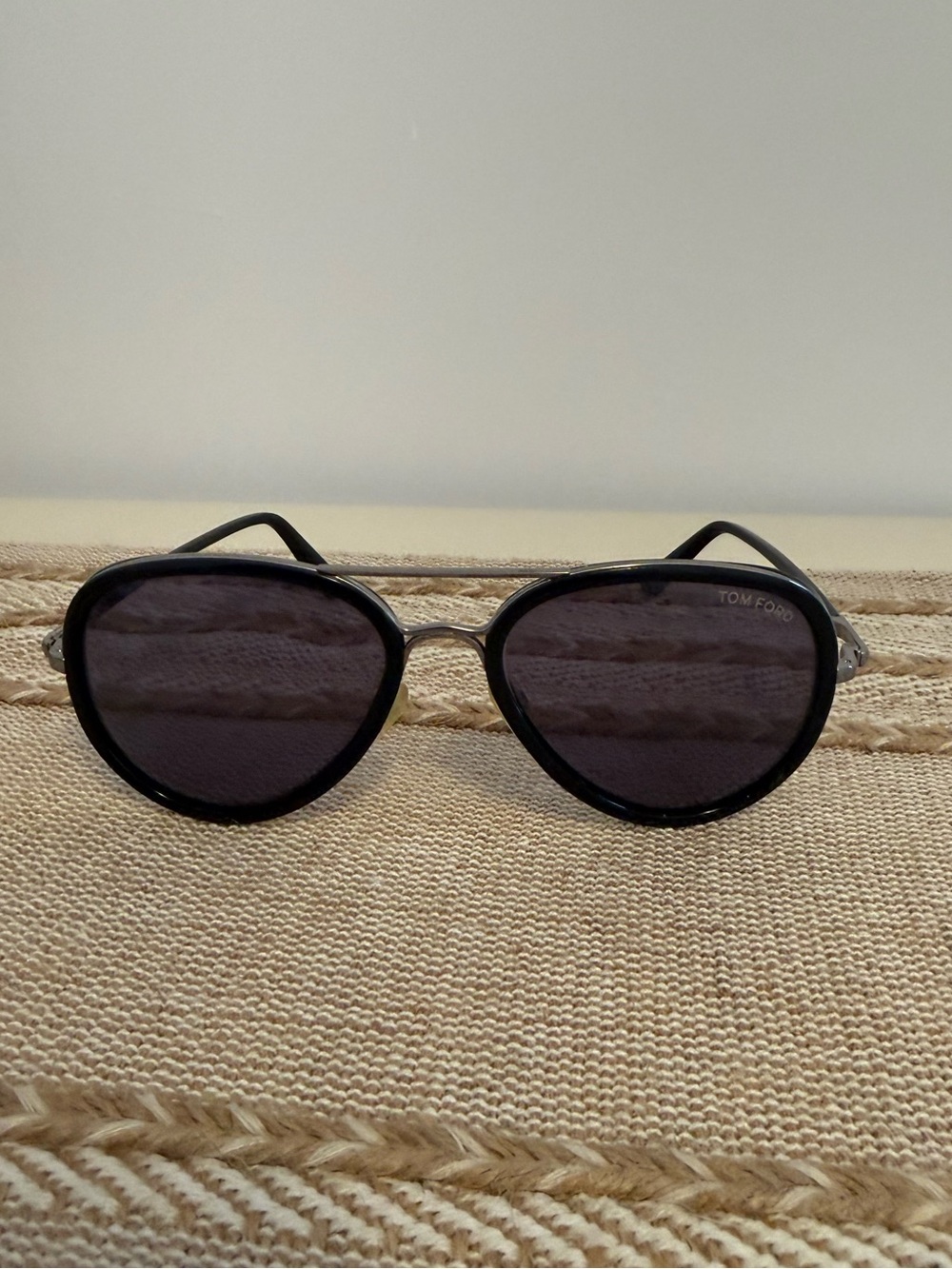 Tom Ford Black Aviators